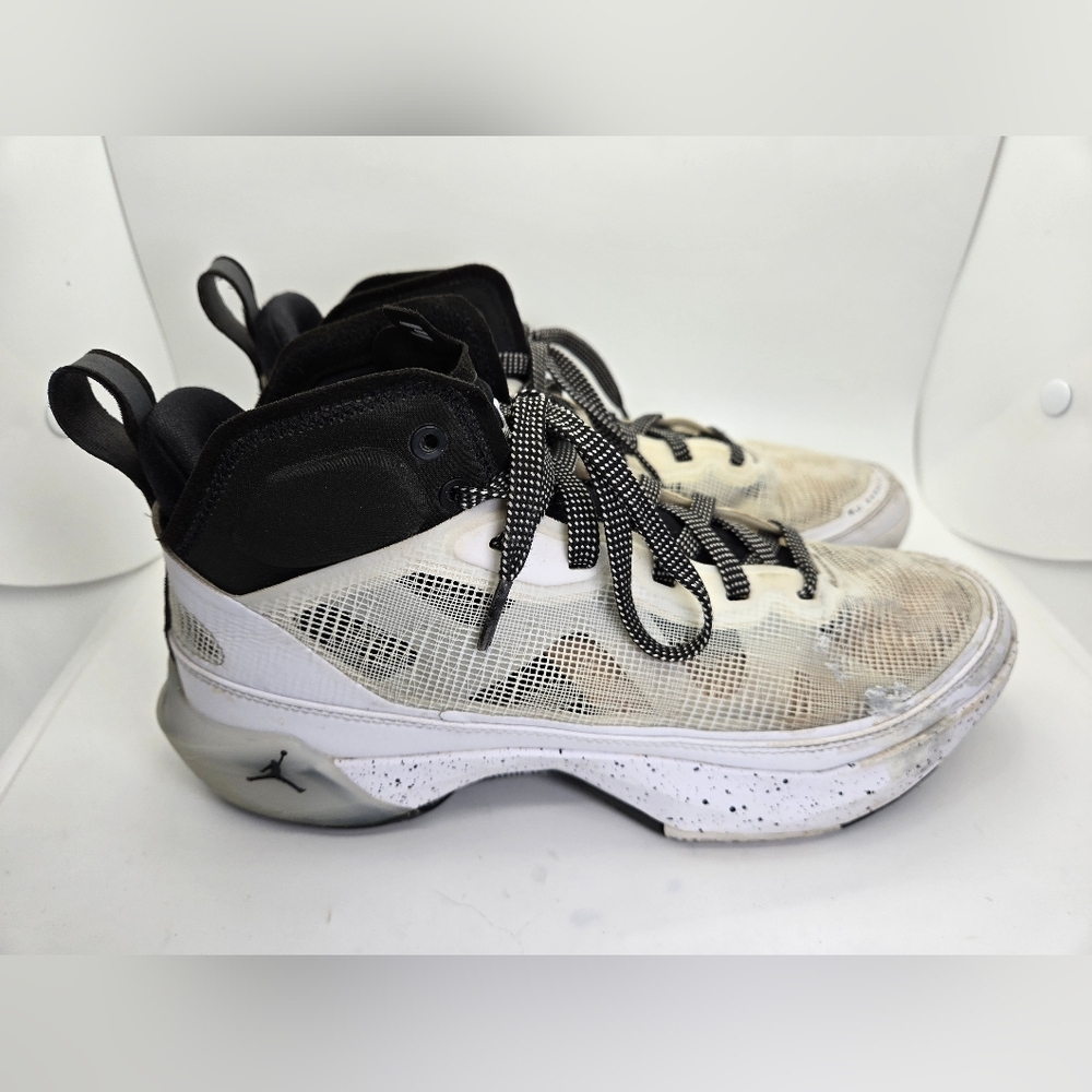 Air Jordan 37 XXXVII Basketball Shoes Men's 8 White Black Oreo Court Sneakers